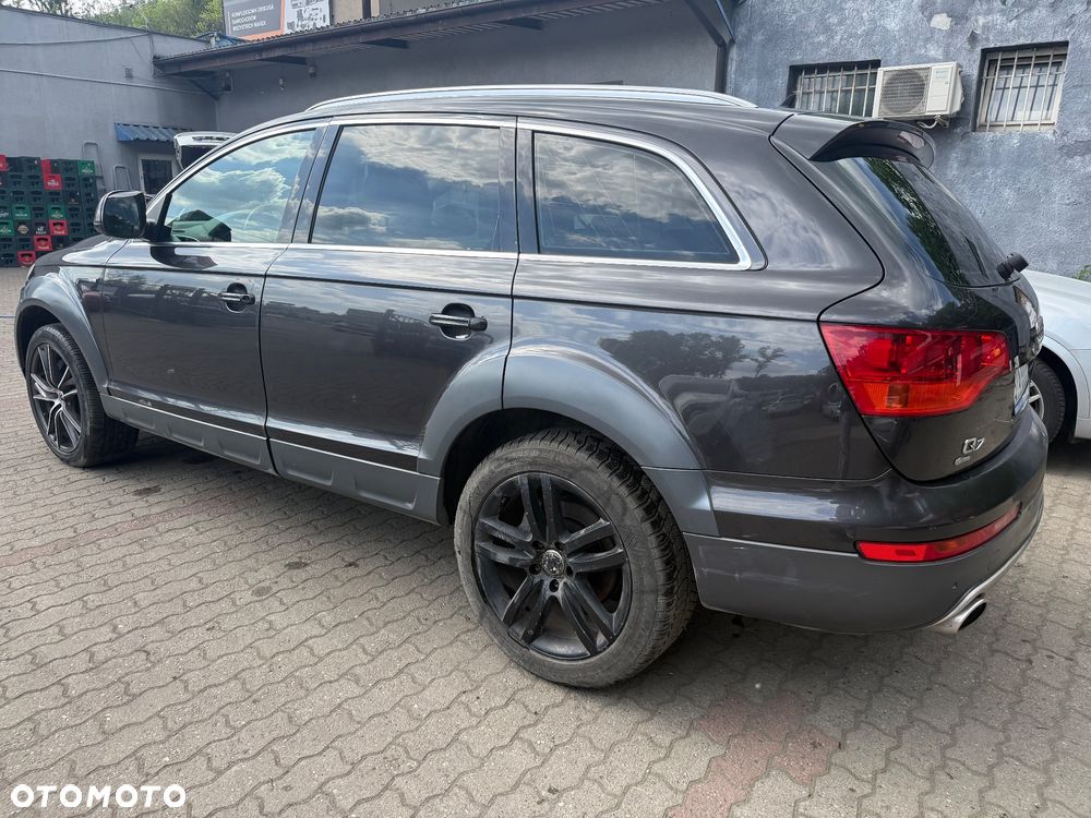 Audi Q7 3.0 TDI Quattro Tiptronic - 8