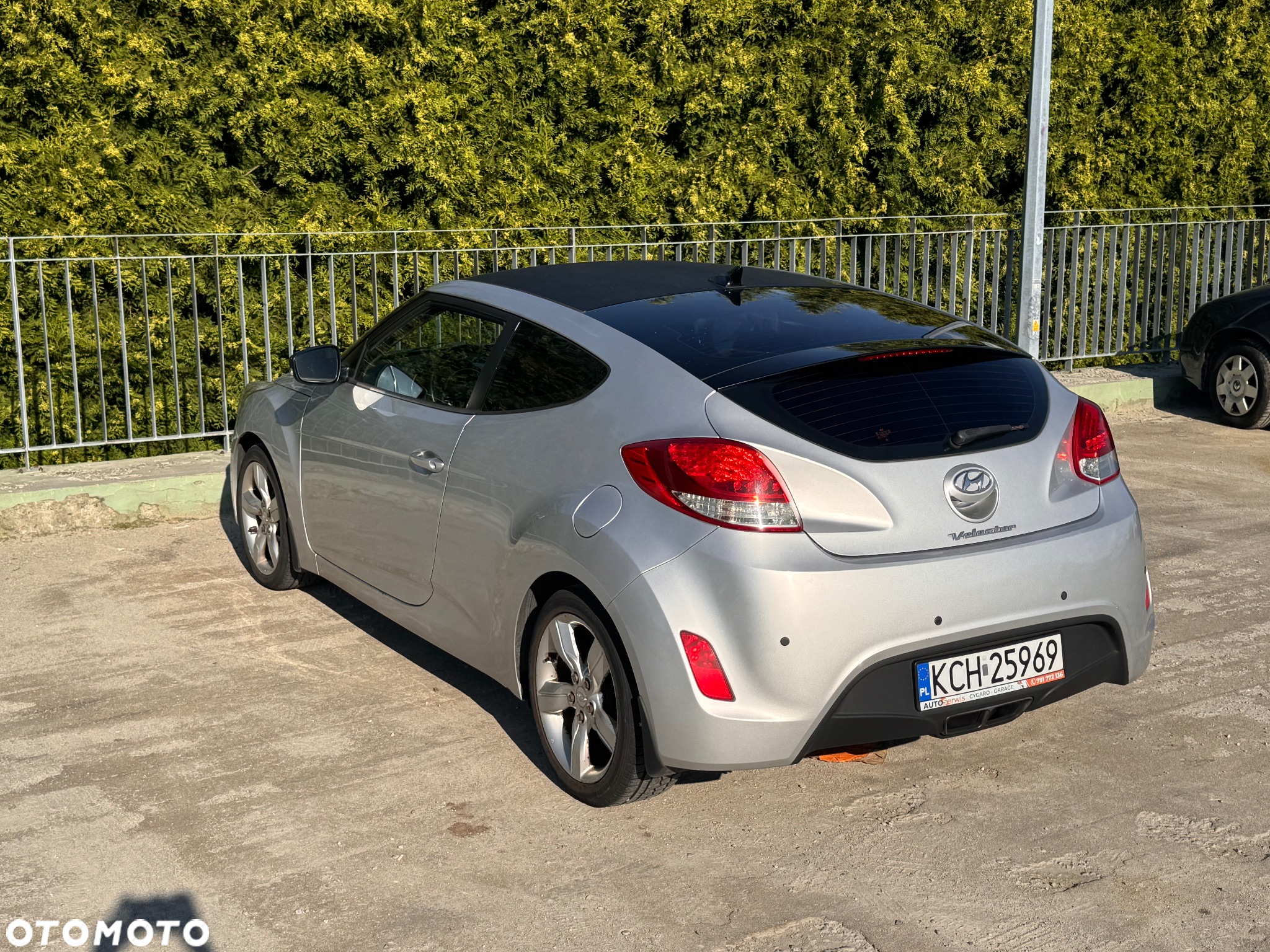 Hyundai Veloster 1.6 GDI Comfort - 2