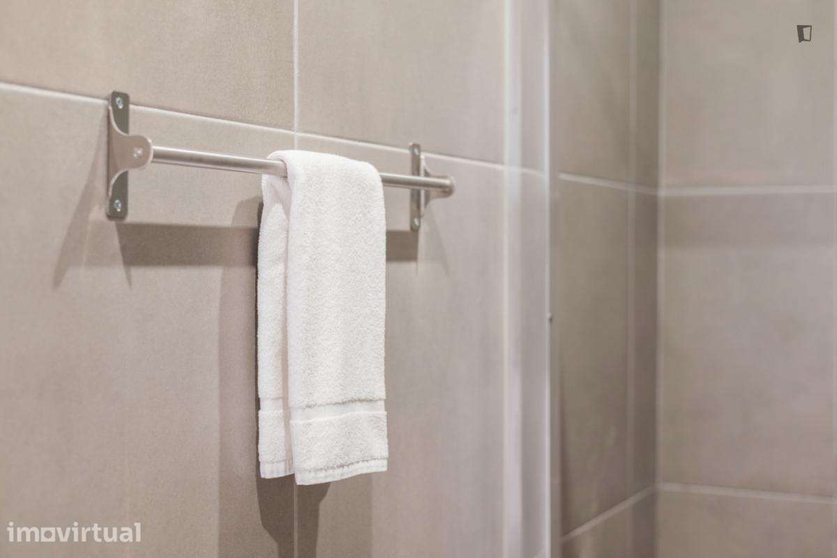 Apartamento com 2 quartos - localizado em Campanhã Porto - Grande imagem: 2/54