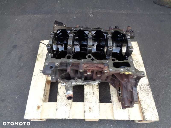 FORD TRANSIT MK7 2.2 TDCI EU5 CYRB BLOK Dół silnika goły