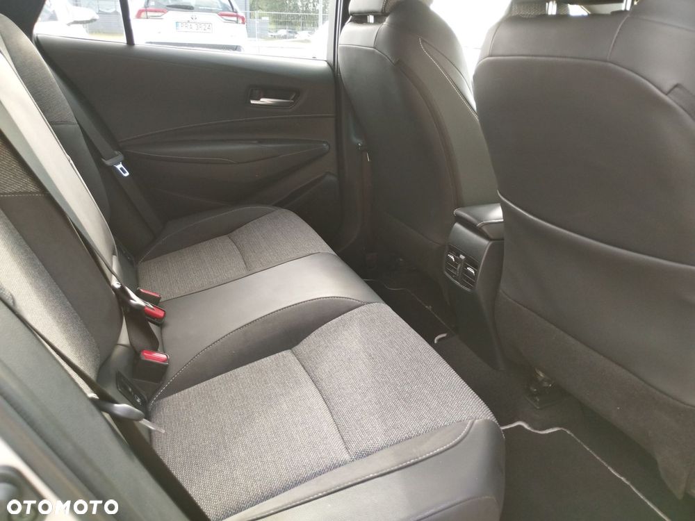 Toyota Corolla 1.8 Hybrid Style - 13
