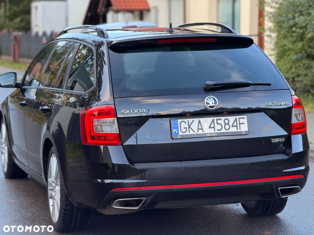 Skoda Octavia 2.0 TDI DSG RS - 13