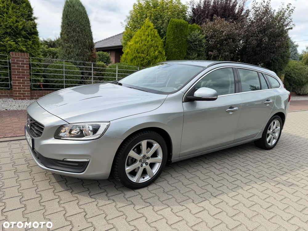 Volvo V60 - 11