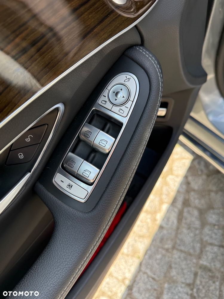 Mercedes-Benz Klasa C 250 7G-TRONIC Avantgarde - 23