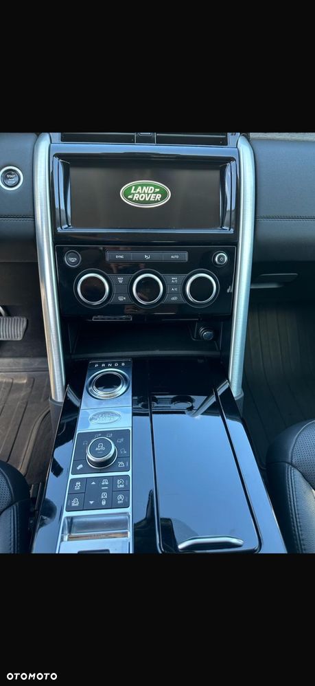 Land Rover Discovery 3.0 TD6 HSE - 11