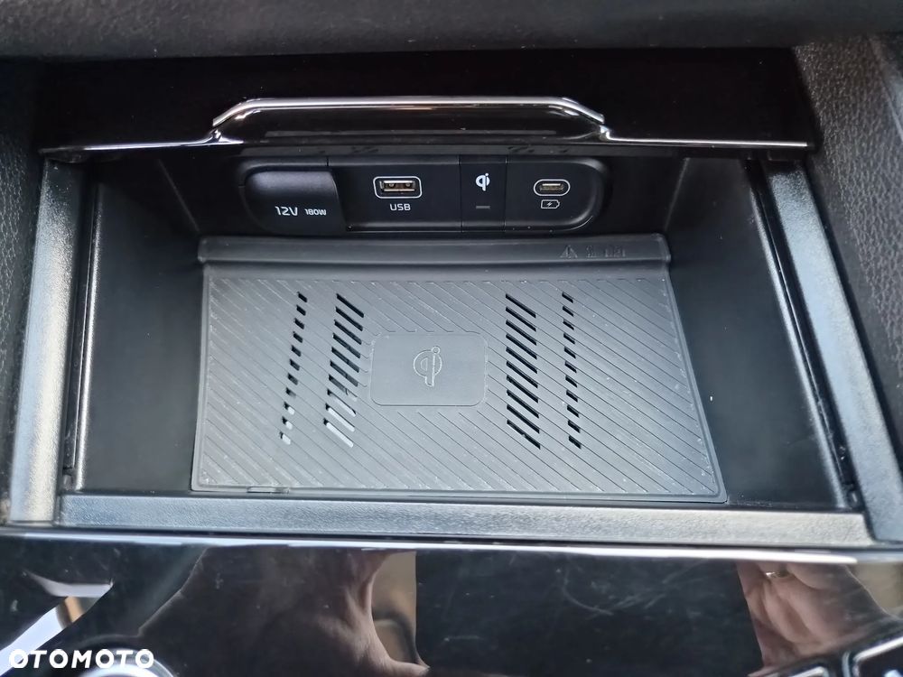 Kia Sportage 1.6 T-GDI HEV Business Line 4WD - 22