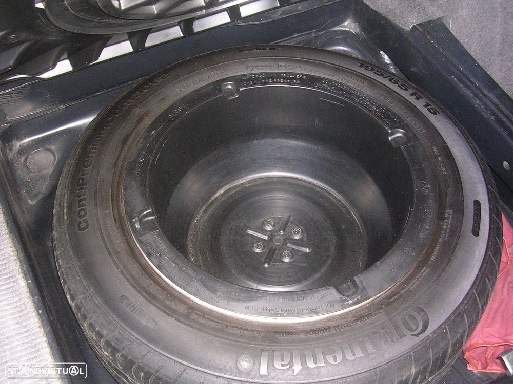 Mercedes-Benz W124 (1984-1997) 200 CE - 24