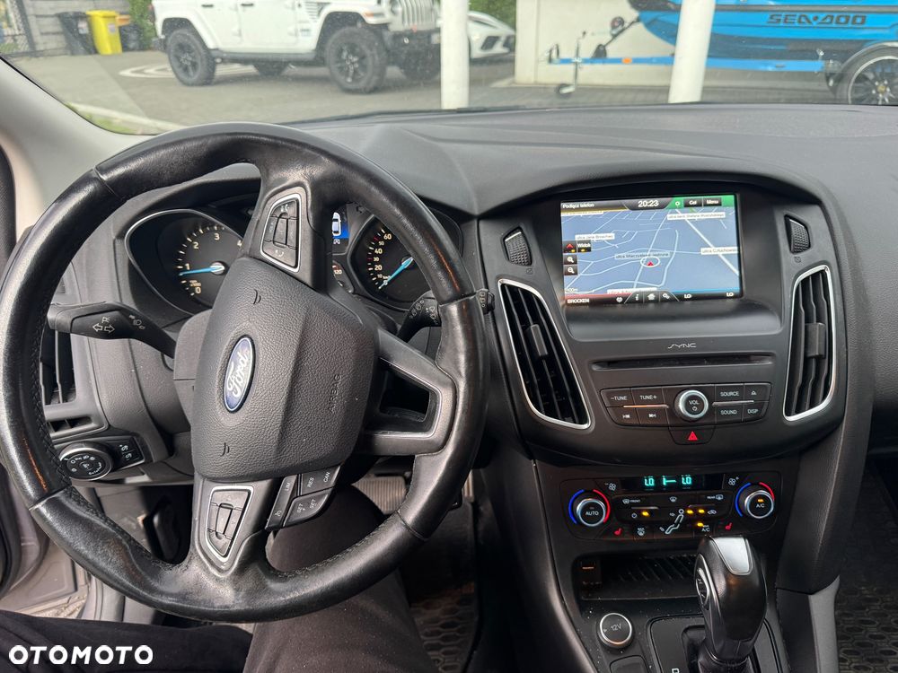 Ford Focus 1.5 TDCi Titanium PowerShift - 7