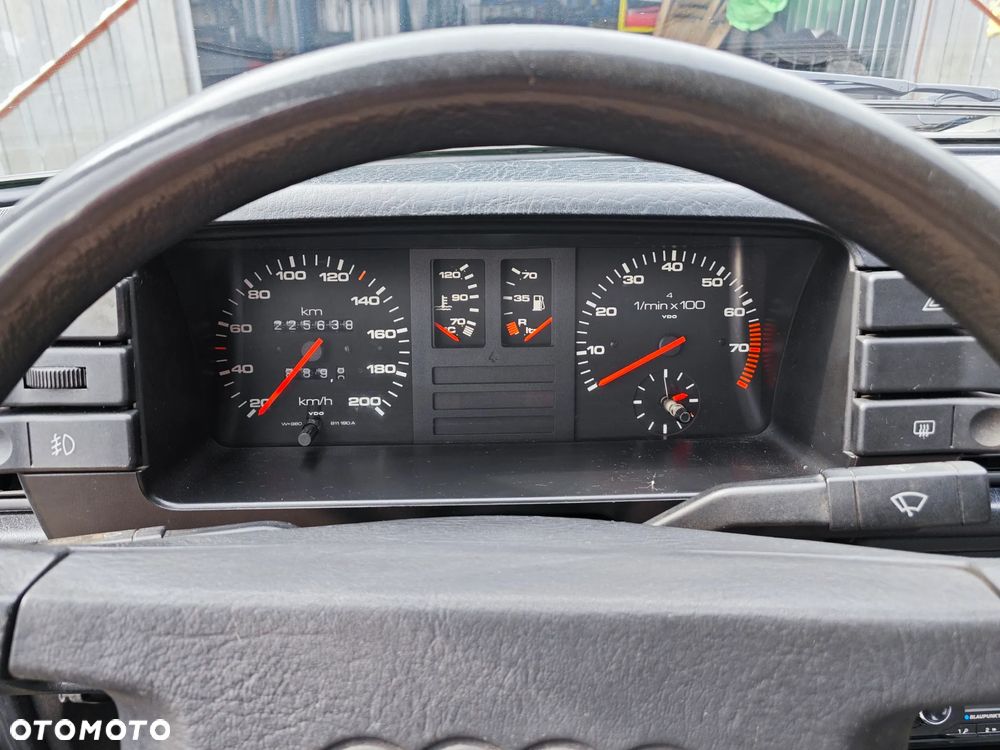 Audi 80 1.8 CC - 13
