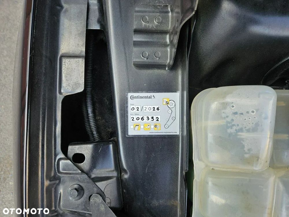 Volvo V40 T2 Drive-E Momentum - 28