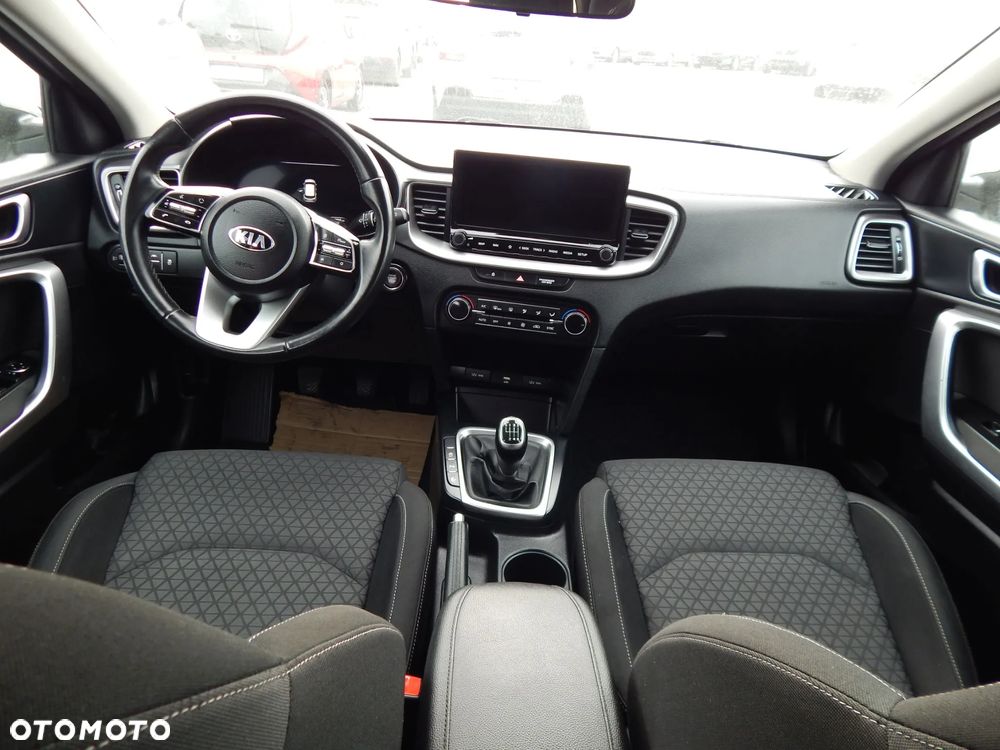 Kia Ceed 1.0 T-GDI L Business Line - 13