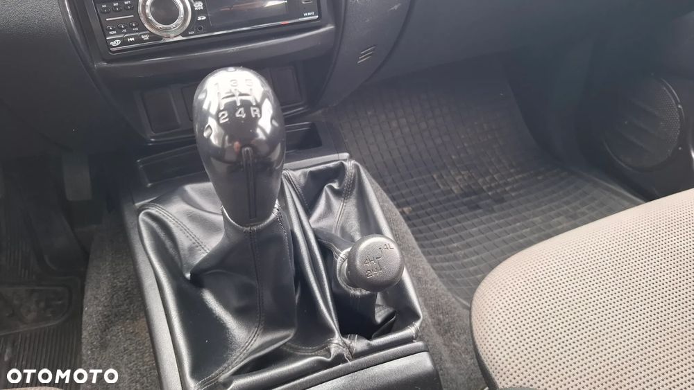 Mitsubishi L200 2.5 DID DC Invite AC - 15