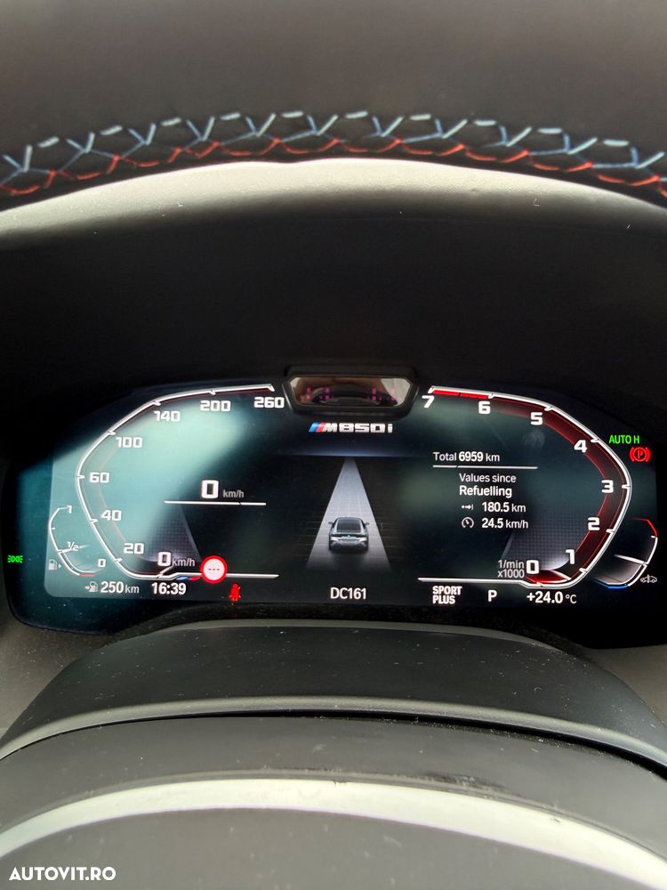 BMW M8 M850i xDrive AT - 14