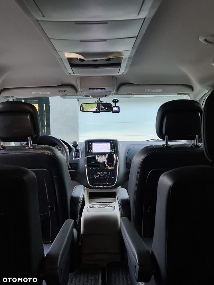 Chrysler Town & Country 3.6 Touring - 12