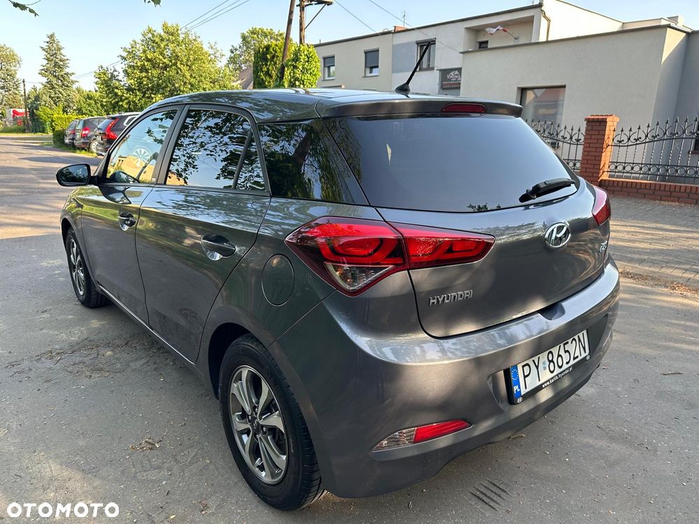 Hyundai i20 1.2 Passion - 8