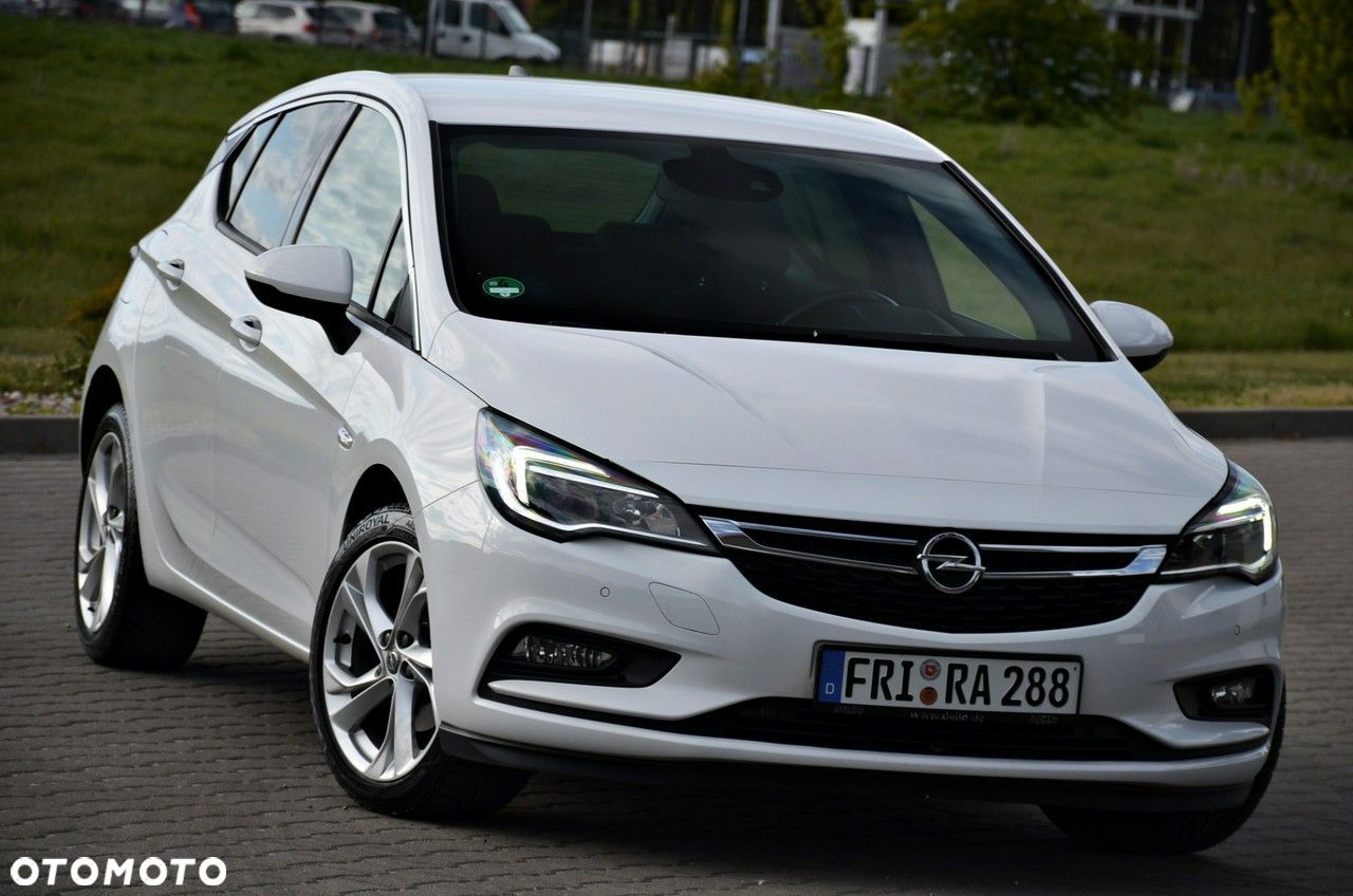 Opel Astra - 1