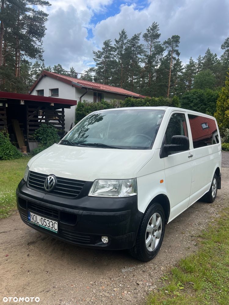 Volkswagen Transporter - 1