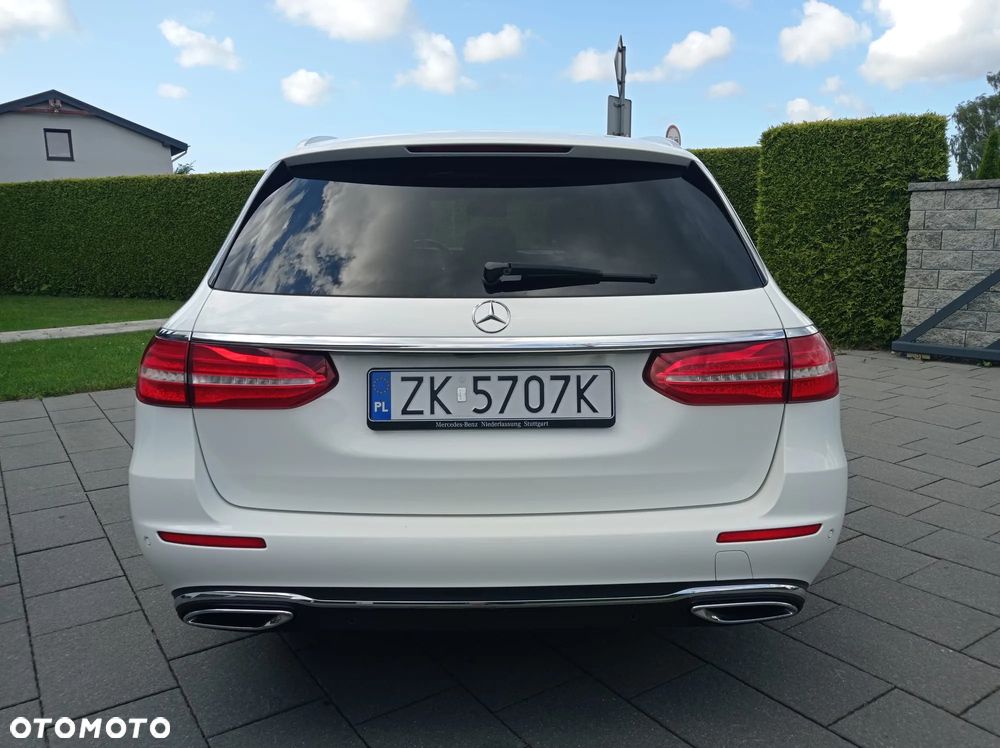 Mercedes-Benz Klasa E 220 d 9G-TRONIC - 8