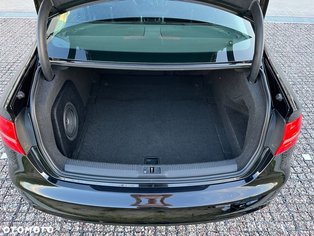 Audi A4 Limousine - 34