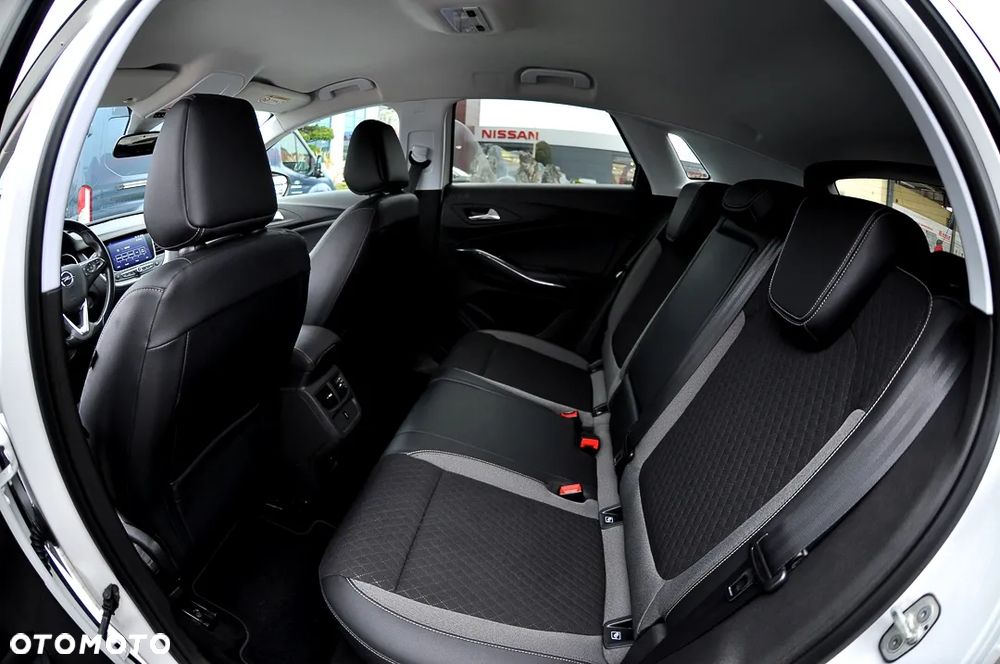 Opel Grandland X 1.2 T Innovation S&S - 22