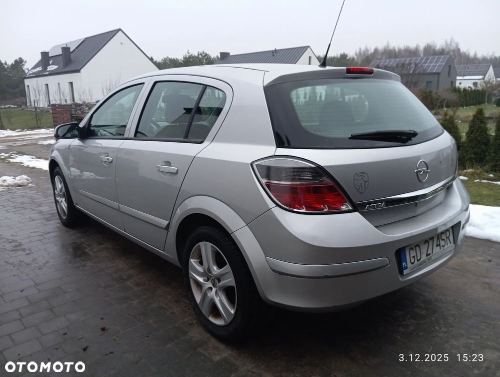 Opel Astra 1.6 Edition - 13