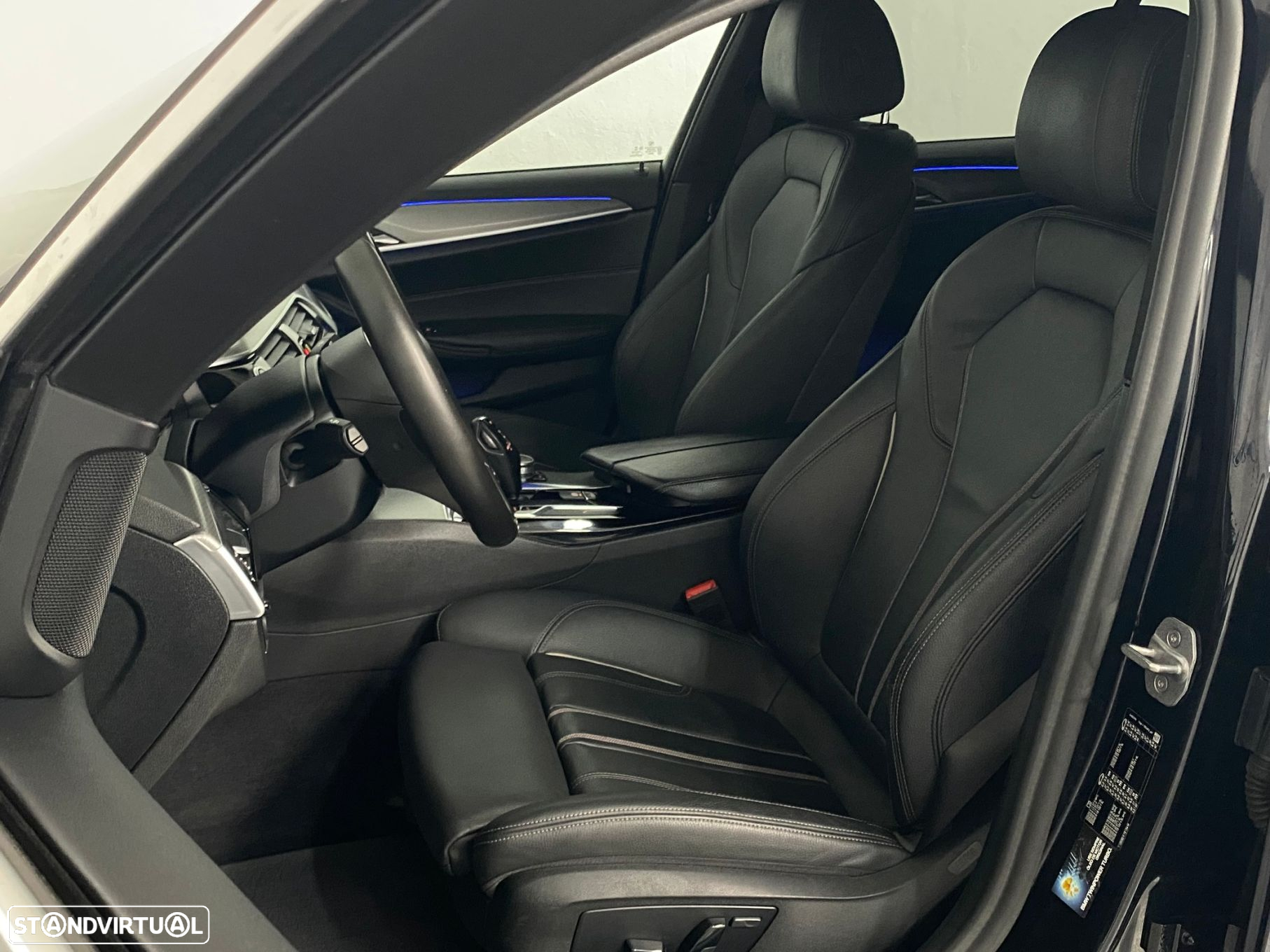 BMW 520 d Pack Desportivo M Auto - 9