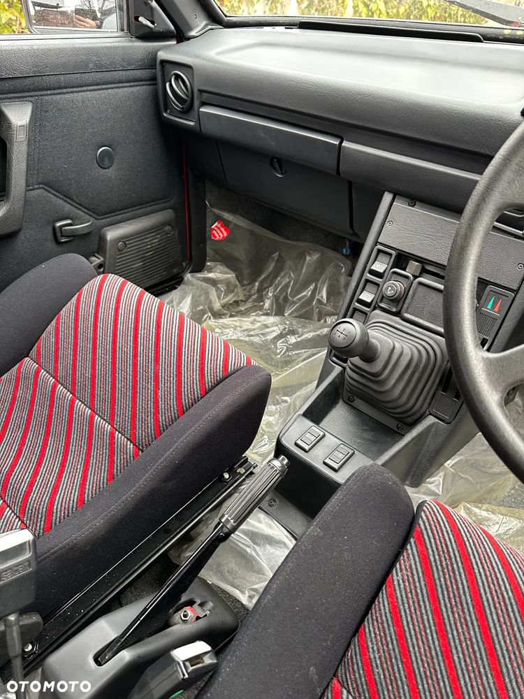 Polonez Caro - 12