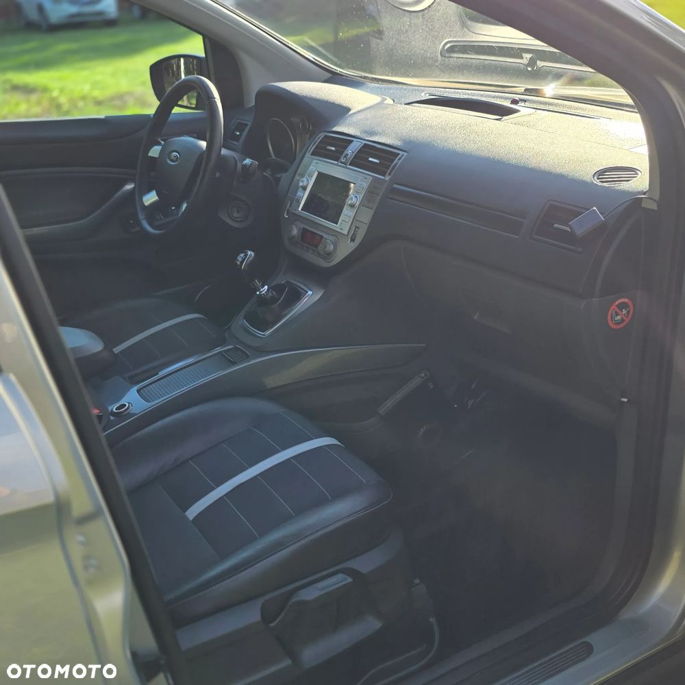 Ford Kuga 2.0 TDCi 4x4 Titanium - 18