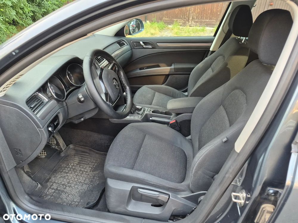 Skoda Superb 1.6 TDI Active - 11