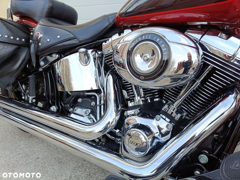Harley-Davidson Softail Heritage Classic - 12