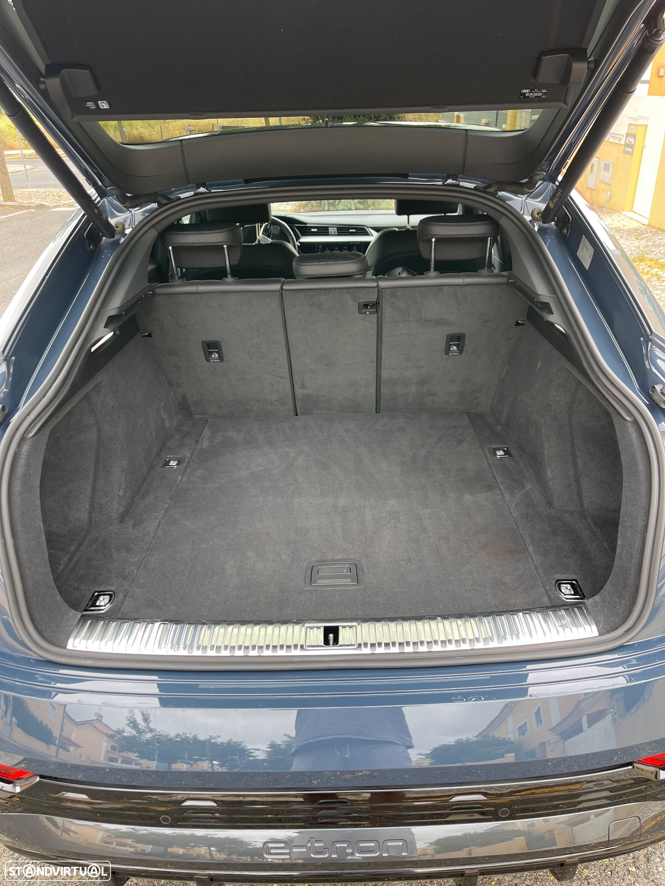 Audi Q8 e-Tron Sportback - 9