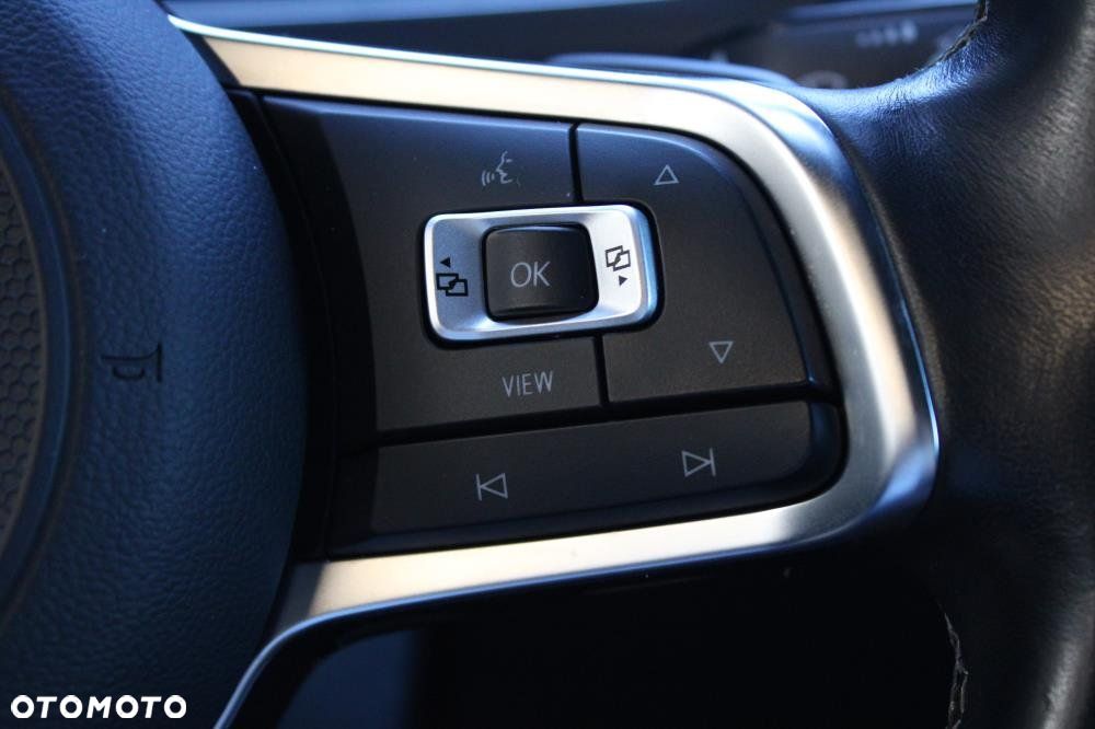 Volkswagen Tiguan Allspace - 21
