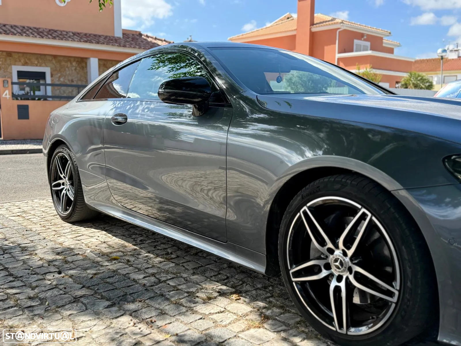 Mercedes-Benz E 220 - 3