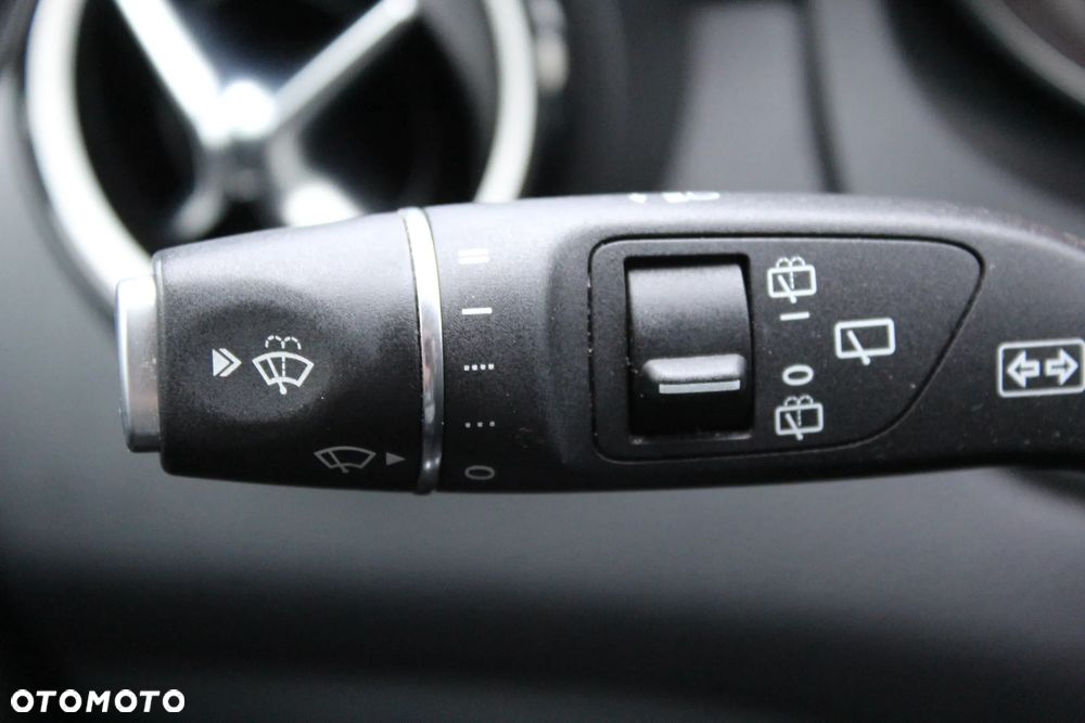 Mercedes-Benz GLA 200 7G-DCT Edition 1 - 21