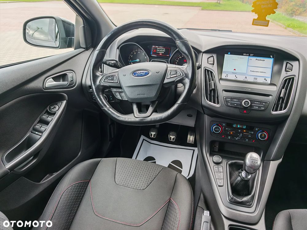 Ford Focus 1.5 EcoBoost ST-Line Black ASS - 24