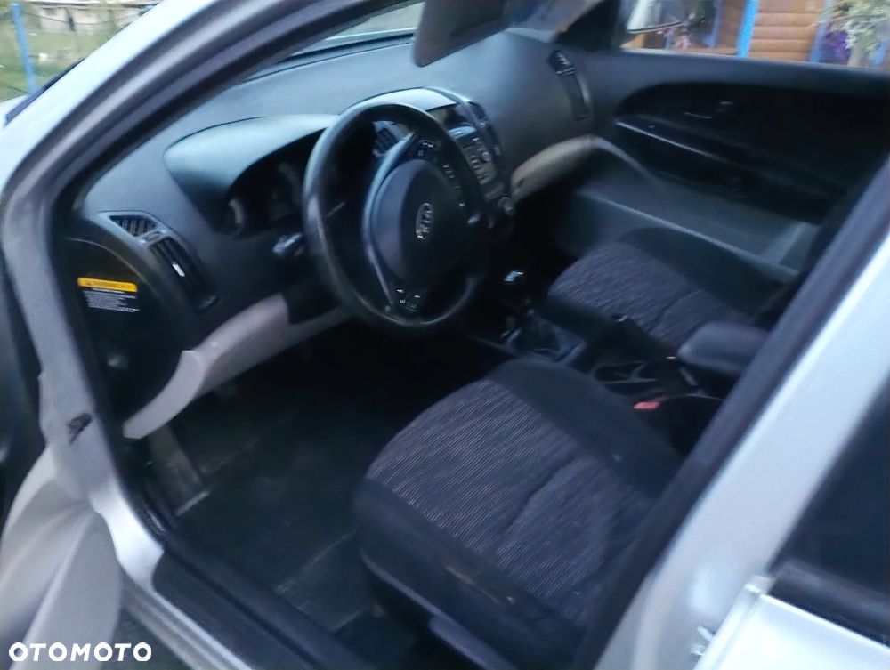 Kia Ceed 2008 photo 5