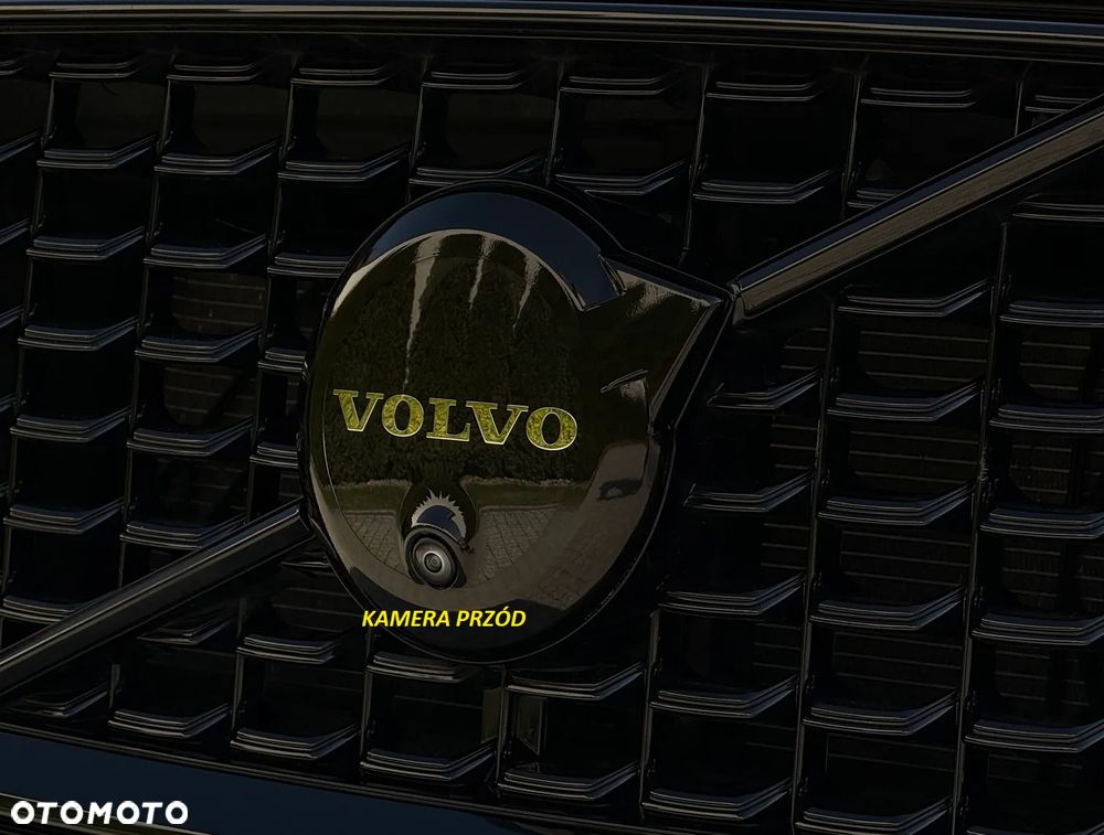 Volvo XC 60 B4 D Plus Dark - 37