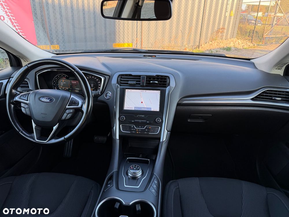 Ford Mondeo - 8