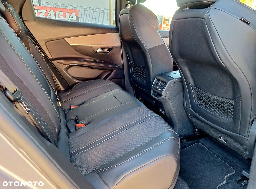 Peugeot 3008 225 e-EAT8 GT - 14
