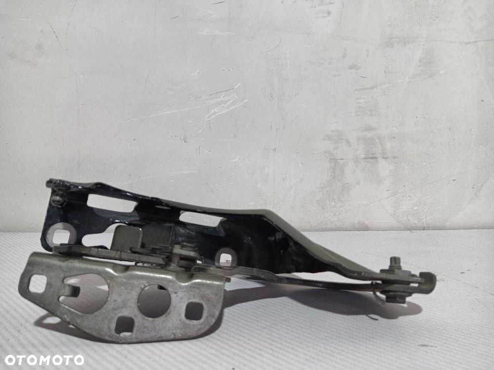 ZAWIAS MASKI PRAWY MERCEDES E KLASA W213 A2138800228 - 8