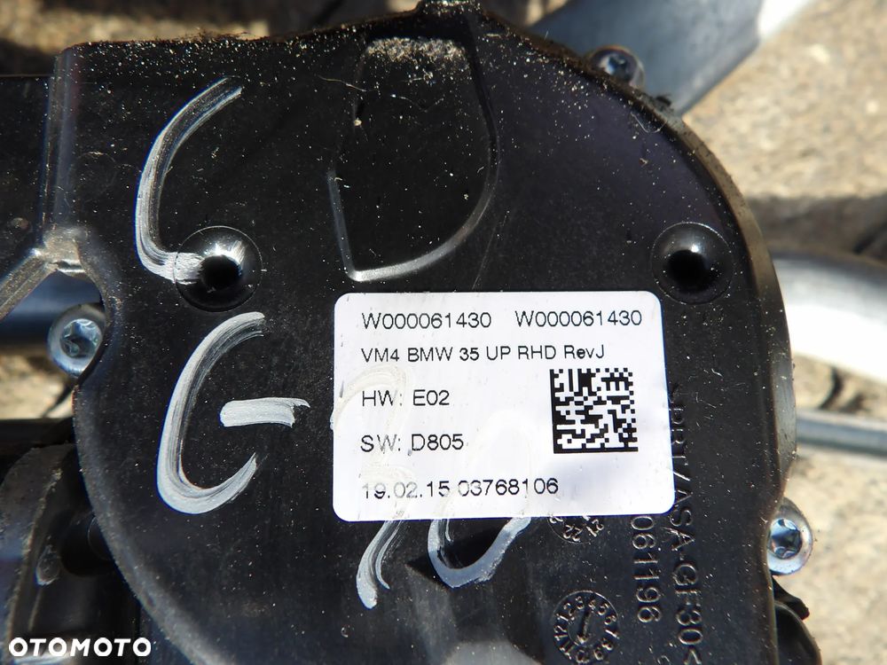 BMW - G30 - MECHANIZM WYCIERACZEK - SILNICZEK - PRZÓD - WM4 W000061595 - 3