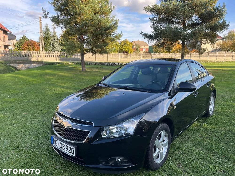 Chevrolet Cruze 1.6 LS - 2