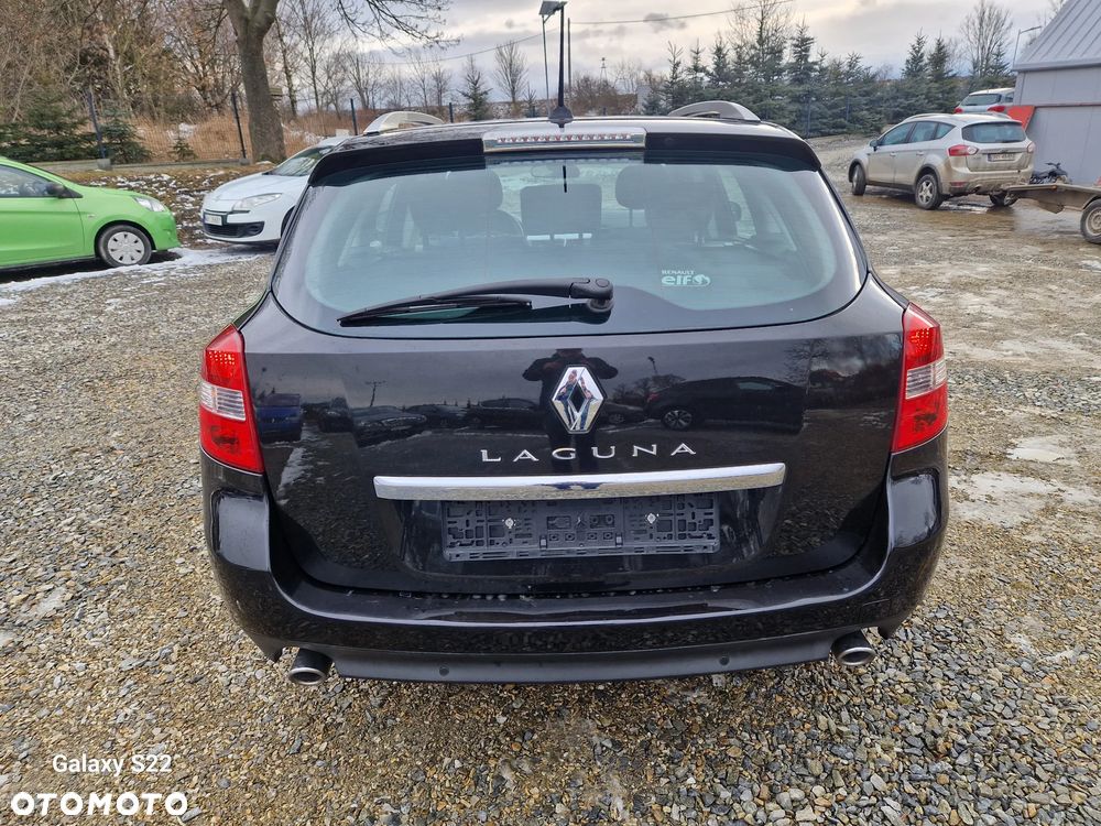 Renault Laguna dCi 150 FAP Initiale - 10