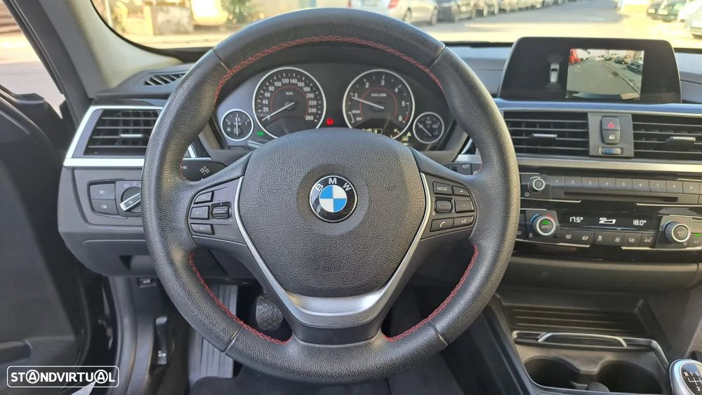 BMW 320 d Touring Line Sport - 39