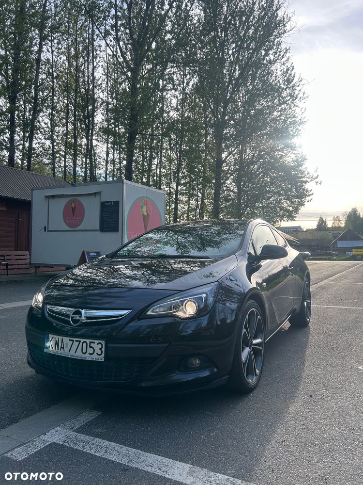 Opel Astra 1.6 Turbo Edition - 2