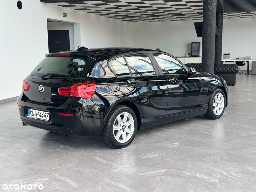 BMW Seria 1 118i - 6