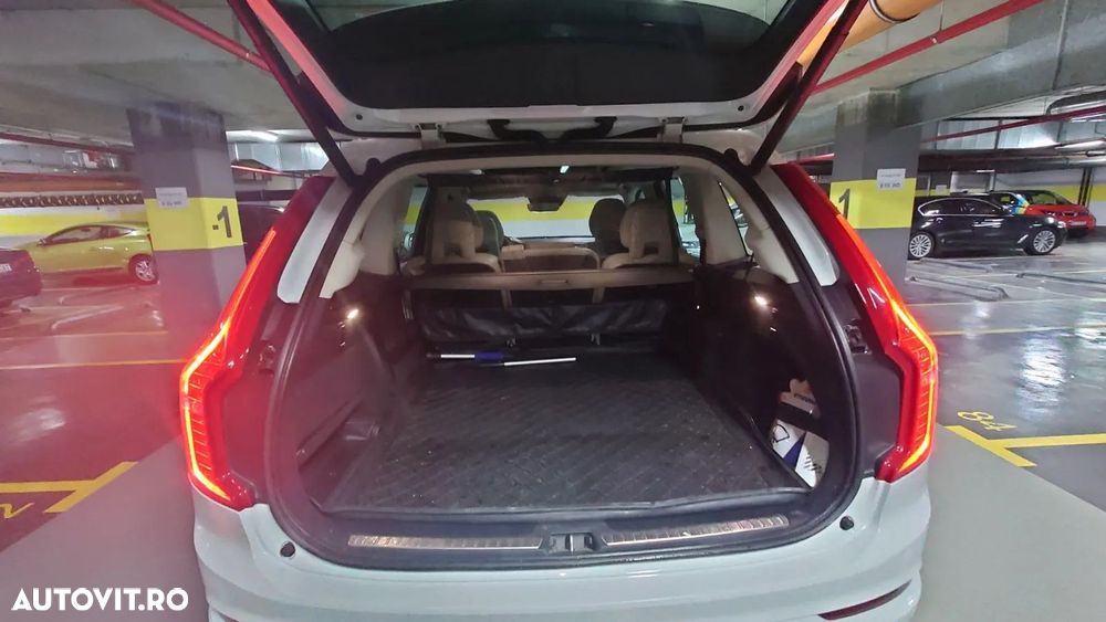Volvo XC 90 D5 AWD Momentum - 13