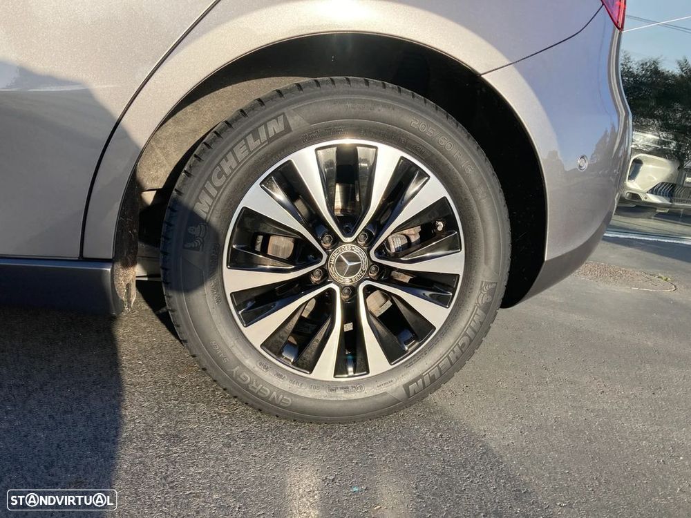 Mercedes-Benz A 200 Style Plus Aut. - 10