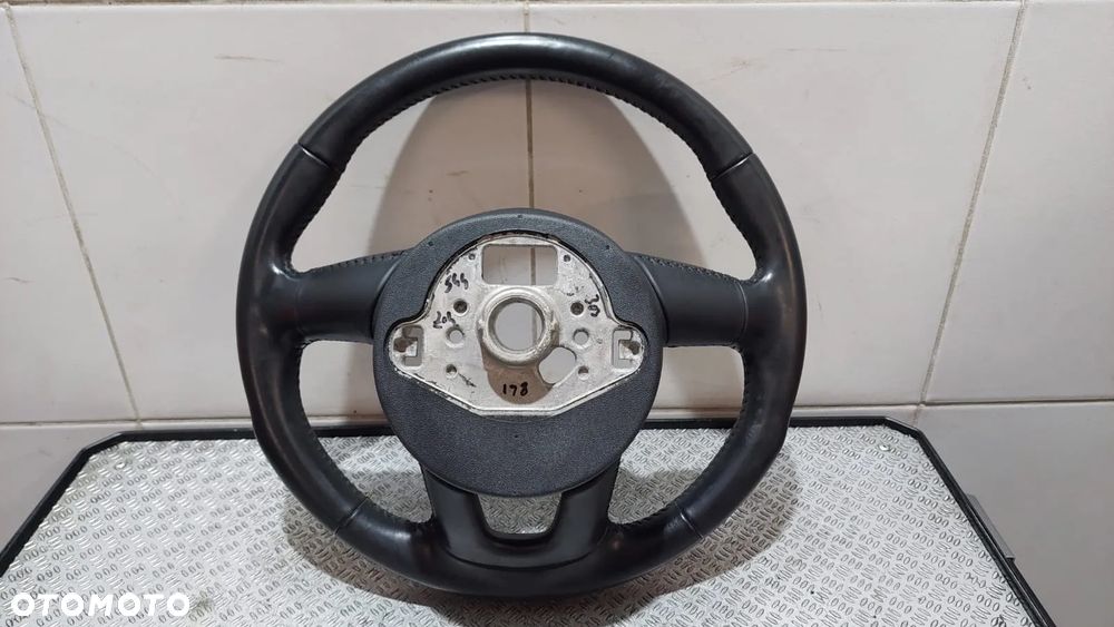 Kierownica multifunkcyjna skóra oryginał Audi Q3 R 2018 nr 8U0419091AL - 7