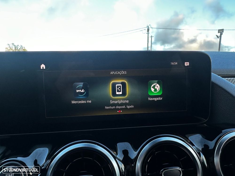 Mercedes-Benz GLA 250 e AMG Line - 30